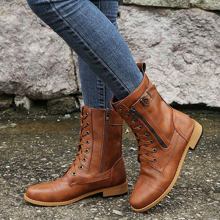 Belle Charm Casual Boots by Perlamila