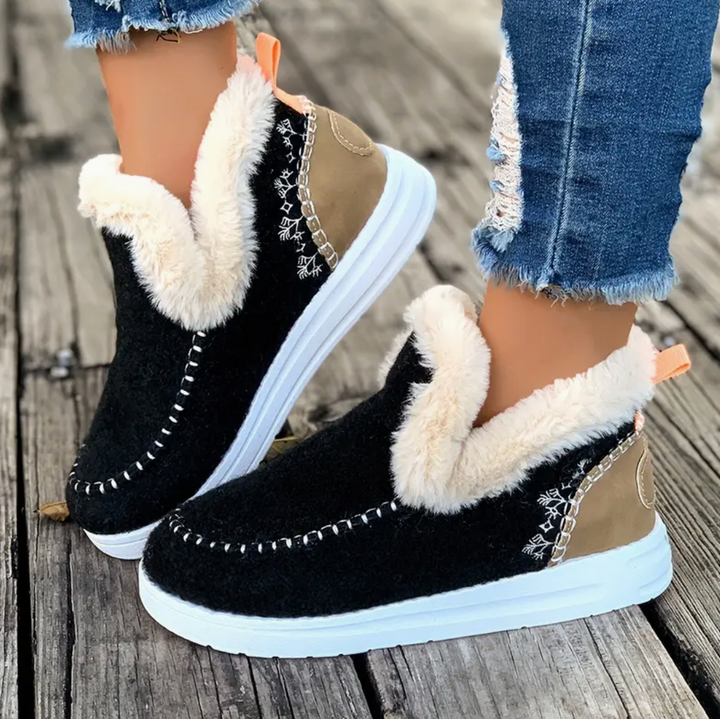 Iris Luster Winter Boots by Perlamila