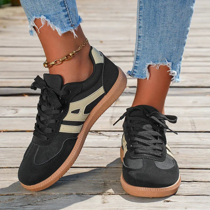 Remi Lyric Everyday Sneakers – Black