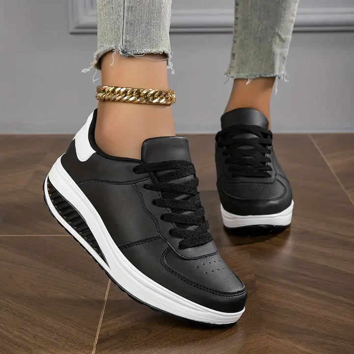 Makenna Harmony Everyday Sneakers – Black