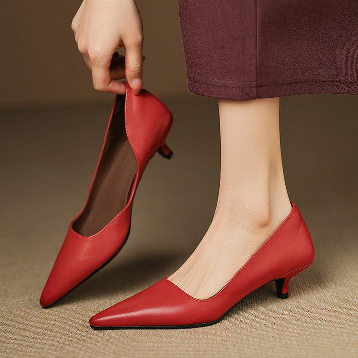Eva Luster Elegant Pumps by Perlamila