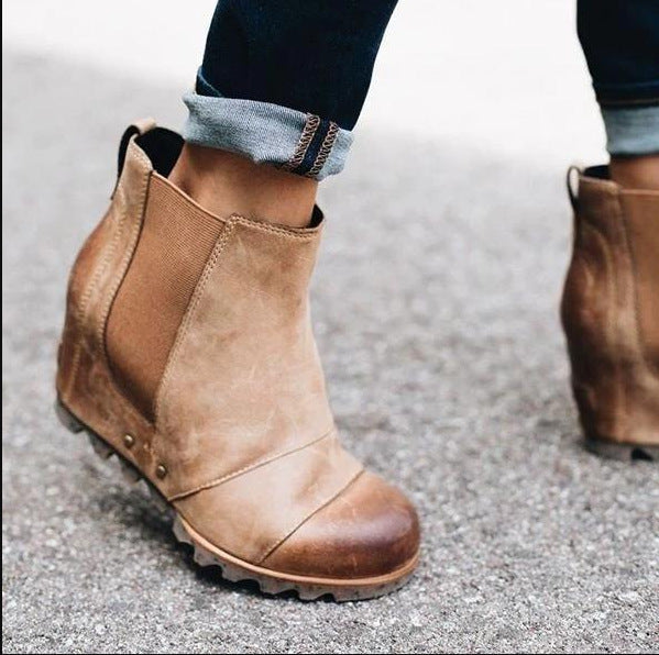 Cora Chime Ankle Boots by Perlamila