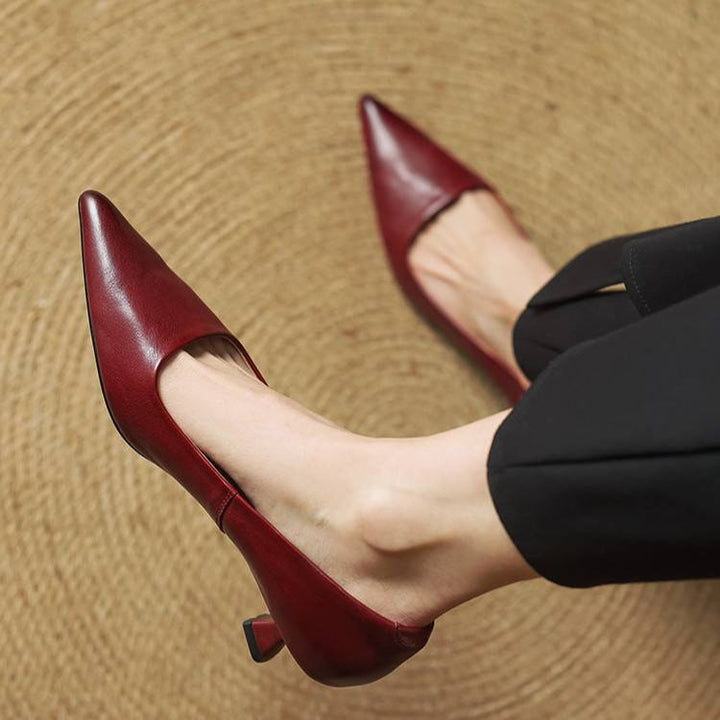 Darcy Charm Elegant Pumps by Perlamila