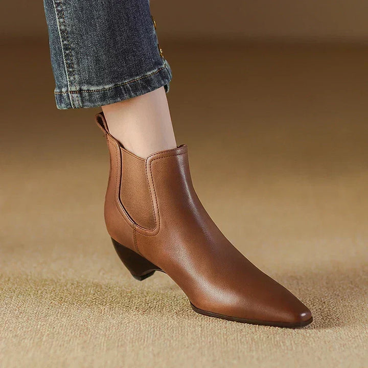 Willa Halo Casual Boots by Perlamila