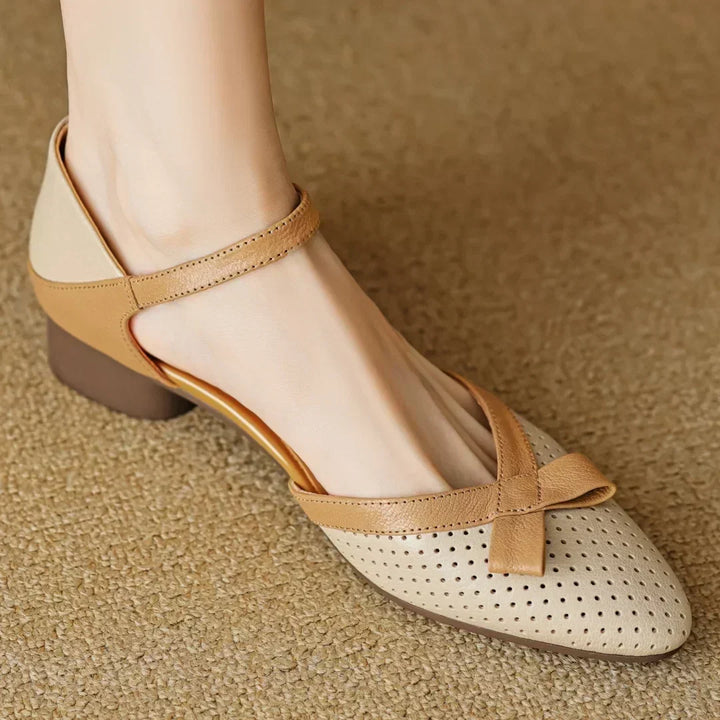 Bronte Vesper Classic Pumps by Perlamila