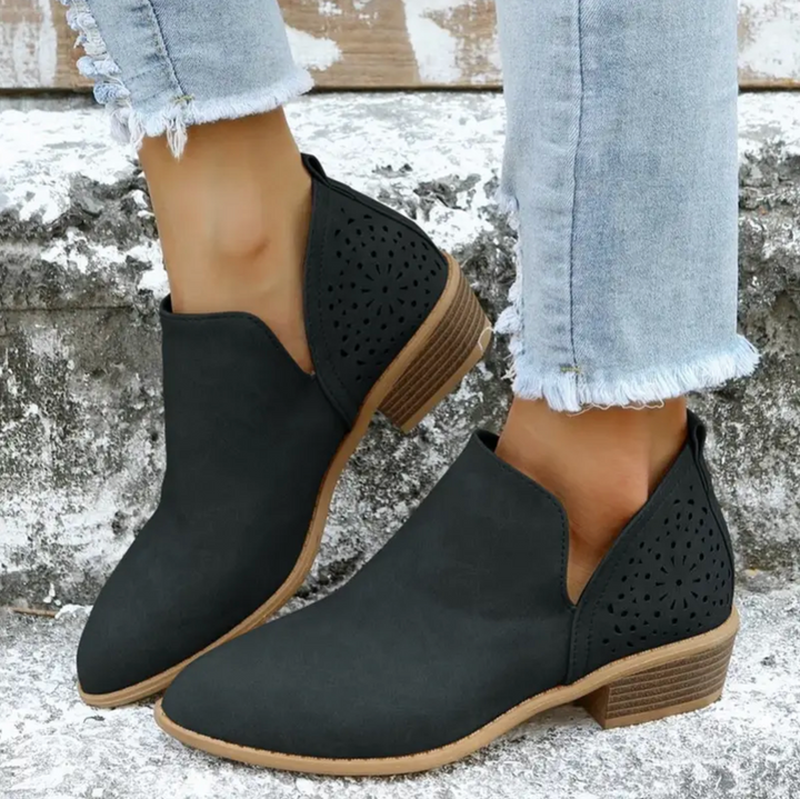 Bonnie Luster Heeled Boots by Perlamila