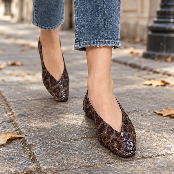 Reese Lagoon Ballet Flats – Light Animal Print
