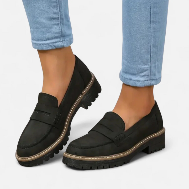 Makenna Lagoon Loafers – Black