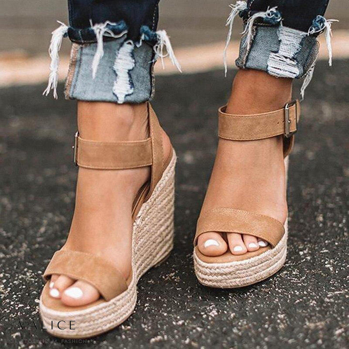Brooklyn Promenade Wedge Pumps – Brown